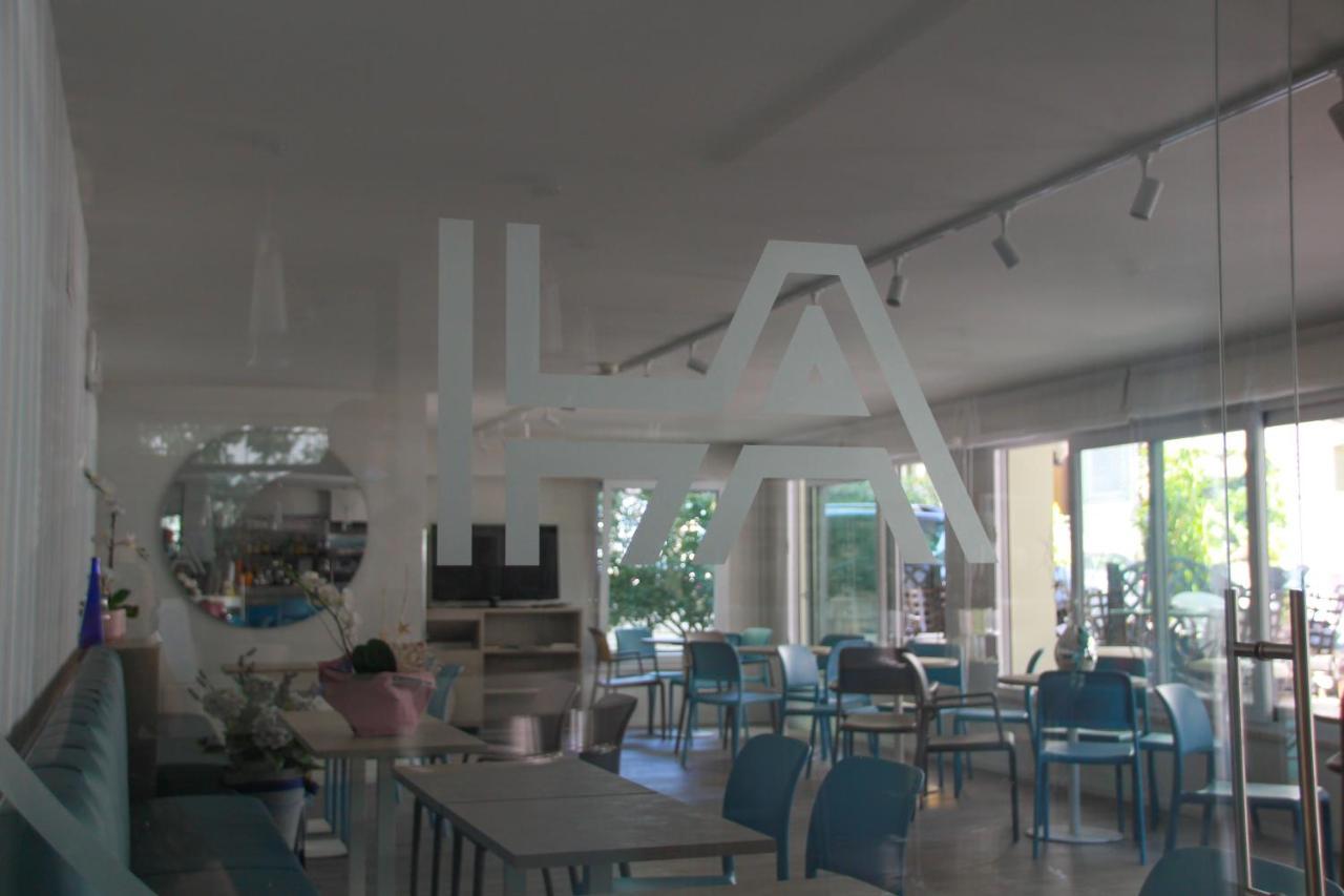 Hotel Adria Белариа-Игеа Марина Екстериор снимка