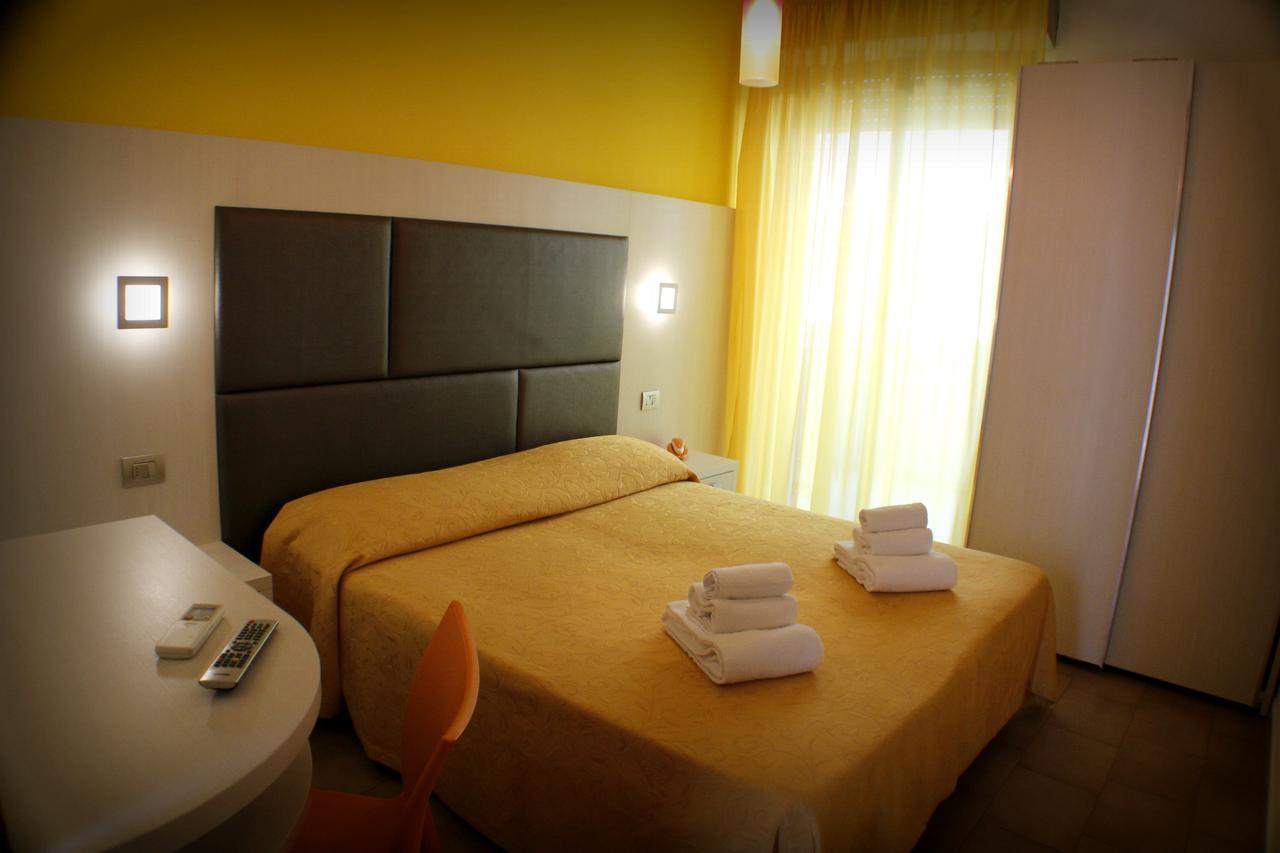 Hotel Adria Белариа-Игеа Марина Стая снимка