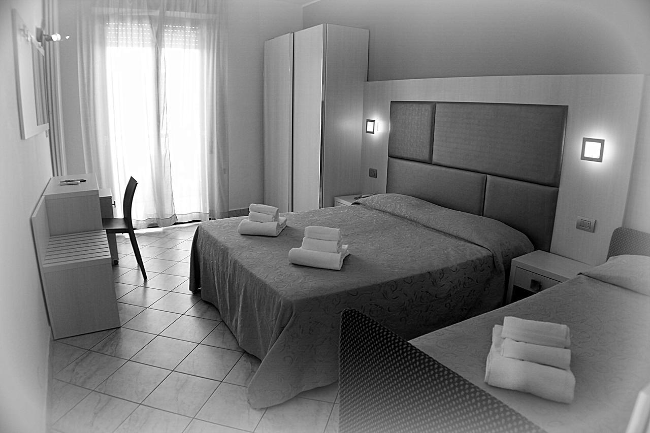Hotel Adria Белариа-Игеа Марина Стая снимка